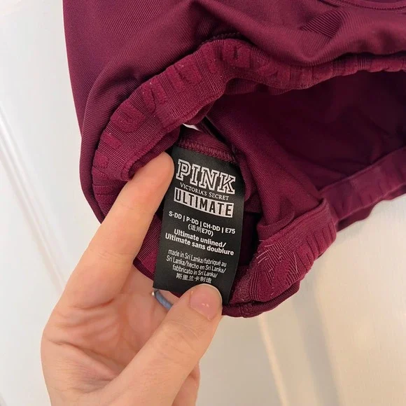 PINK Victoria's Secret Ultimate Sports Bra - Picture 5 of 5